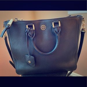 Tory Burch Bag in EXCELLENT condition!